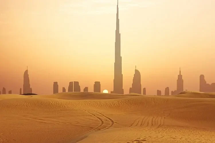 صحراء دبي افضل الاماكن السياحية في دبي للشباب