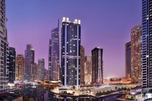 فندق موڤنبيك أبراج بحيرات جميرا من افضل فنادق دبي للاطفال