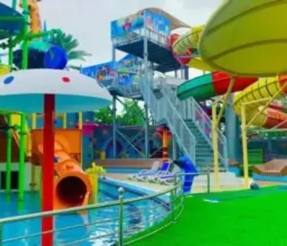 حدائق مائية في دبي