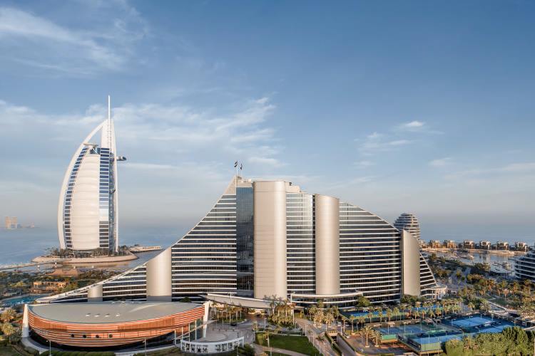 فندق جميرا بيتش