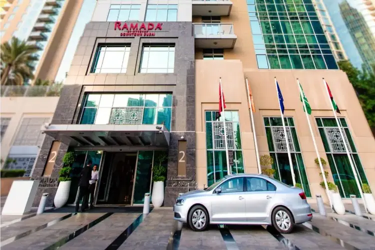 فنادق القريبة مناوت لت دبي فندق رامادا تاون داون
