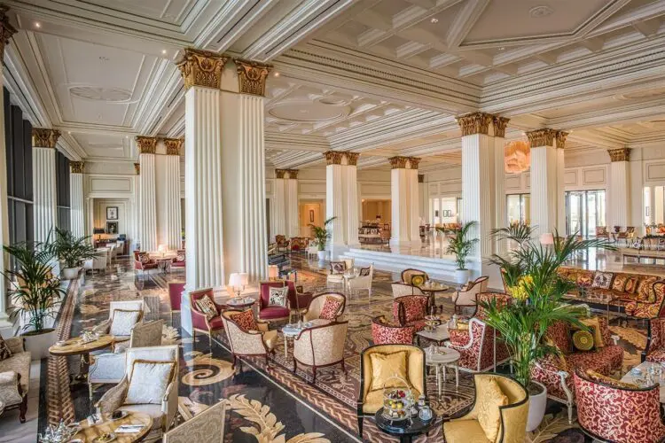 فندق فيرساتشي افضل فنادق دبي خمس نجوم