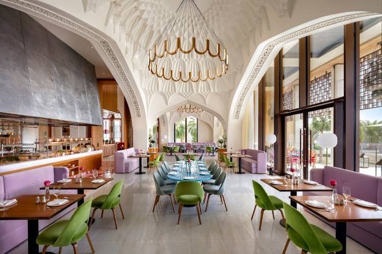 أفضل مطاعم في دبي: تناول العشاء في 11 من المطاعم الفاخرة في دبي 18 مطبخ أريانا الإيراني أفضل مطاعم في دبي