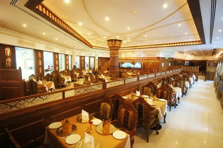 مطعم القصر الهندي، أفضل المطاعم الهندية في دبي 