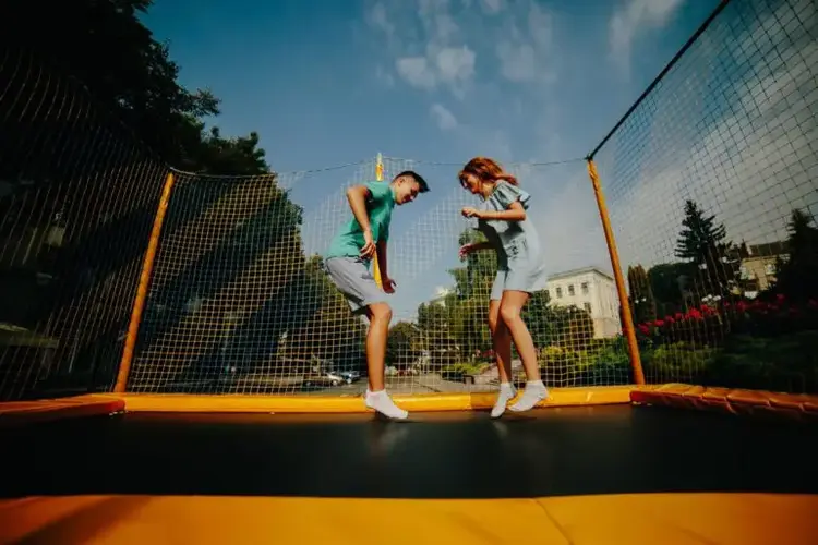 حديقة دبي المعجزة: تجربة فريدة بين جمال الزهور والأنشطة الترفيهية 10 منطقة لعب الأطفال في حديقة دبي المعجزة