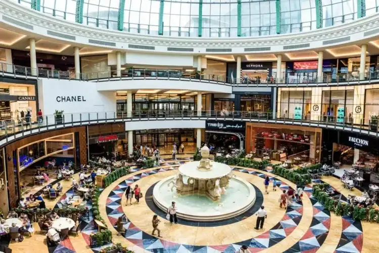 مول الإمارات افضل الاماكن السياحية في دبي للشباب