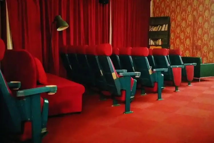 أوقات العمل في سينما عقيل