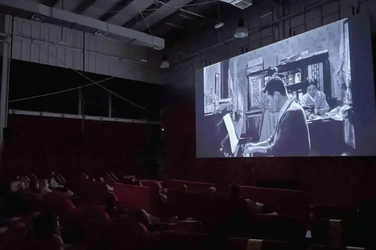 مشاهدة أفلام سينما عقيل في دبي