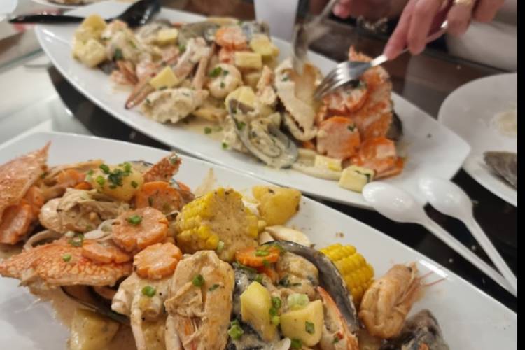 مطعم Sea Chef للمأكولات البحرية سوق السمك دبي