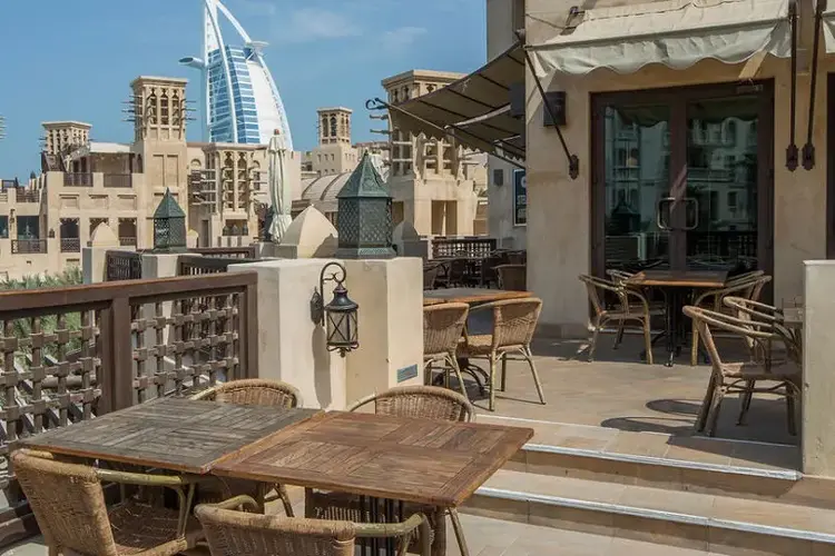 مقاهي سوق جميرا