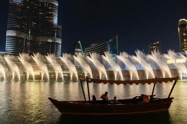 ممشى نافورة دبي الراقصة 12 نــافورة دبي