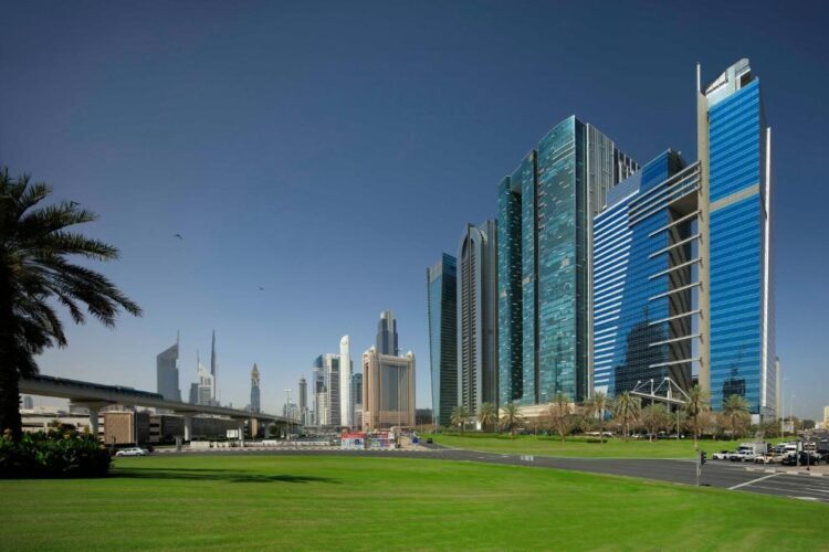 فندق ذا اتش دبي: وجهة إقامة مثالية للفخامة 16 المعالم السياحية القريبة من فندق ذا اتش دبي