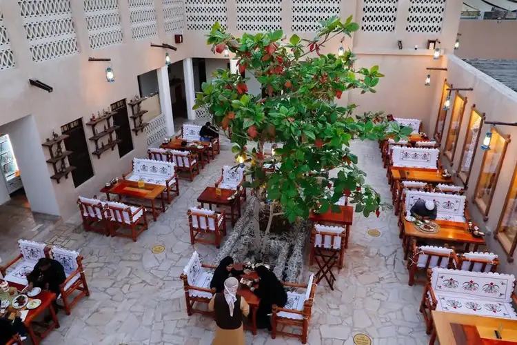 أفضل المقاهي الشعبية في دبي 1 أفضل المقاهي الشعبية في دبي