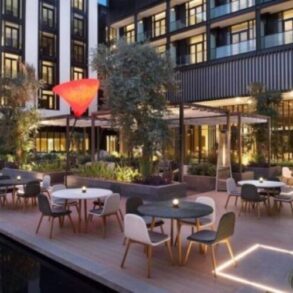 أفضل مقاهي شيشة في دبي على البحر