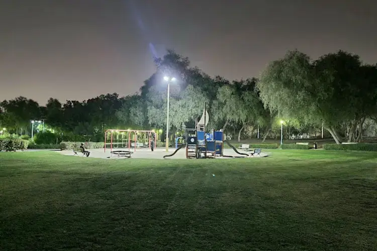 استكشف حديقة مشرف: جنة خضراء وأنشطة ترفيهية في قلب دبي 6 الأنشطة الرياضية والترفيهية في حديقة مشرف