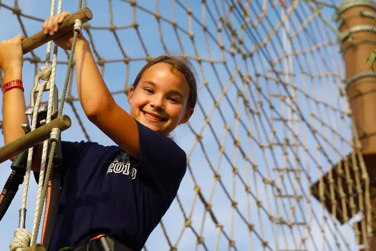 استكشف حديقة مشرف: جنة خضراء وأنشطة ترفيهية في قلب دبي 8 المرافق الرياضية المتكاملة في حديقة مشرف