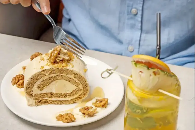  فوريفر روز كافيه أرقى كوفي في دبي