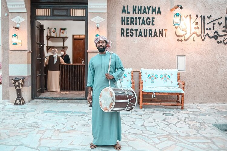 كافيه الخيمة  أجمل كافيهات دبي على البحر