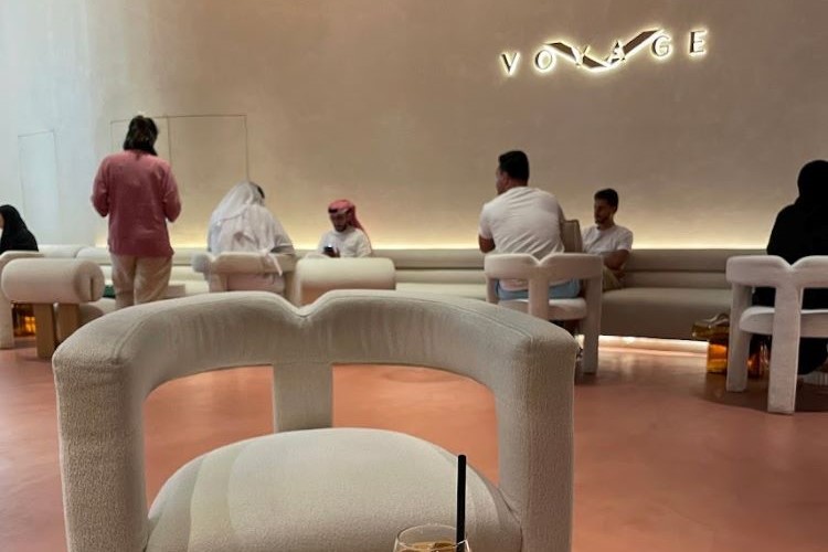 مقهى Voyag اهم كافيهات دبي