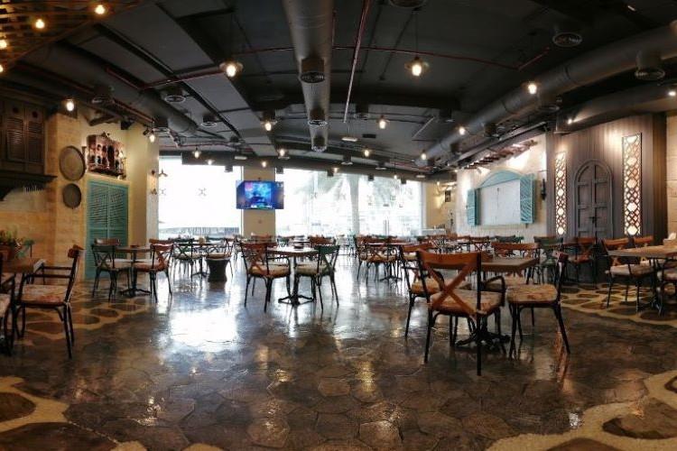 مقهى العتيق افضل مقاهي مارينا دبي