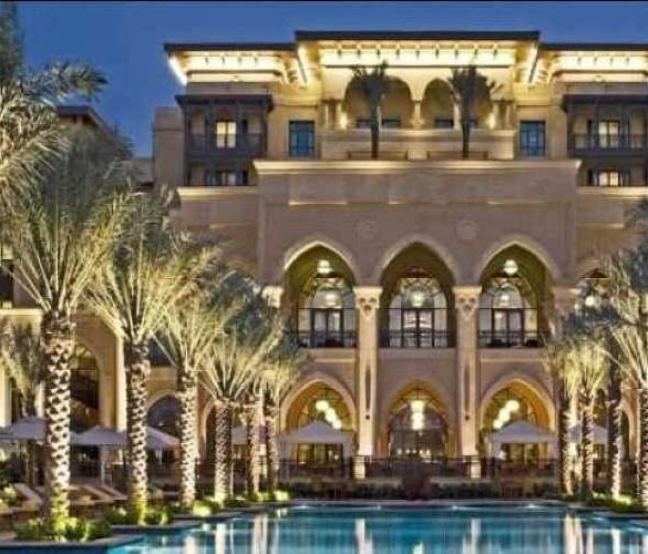 الفنادق التي تسمح بدخول الزوار في دبي