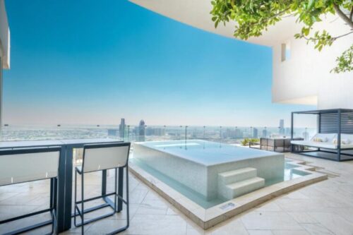 فندق فايف جميرا فيليدج فنادق في دبي الاعلى تقييمًا