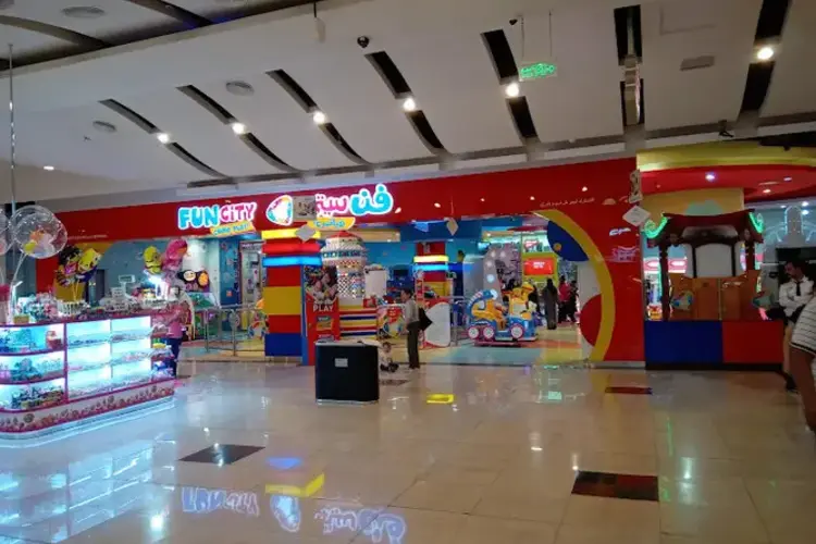 سنشري مول دبي: وجهتك المثالية للتسوق والترفيه 10 أماكن الترفية في سنشري مول دبي