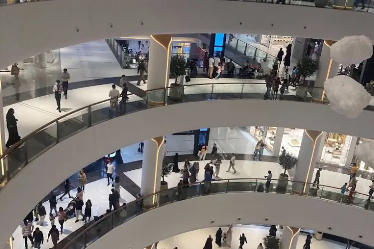 العيادات الطبيه في جاليريا مول