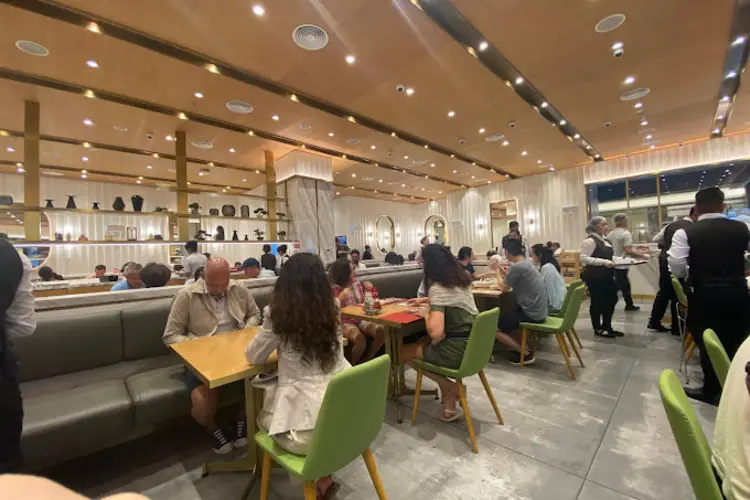 المطاعم في نخيل دبي مول