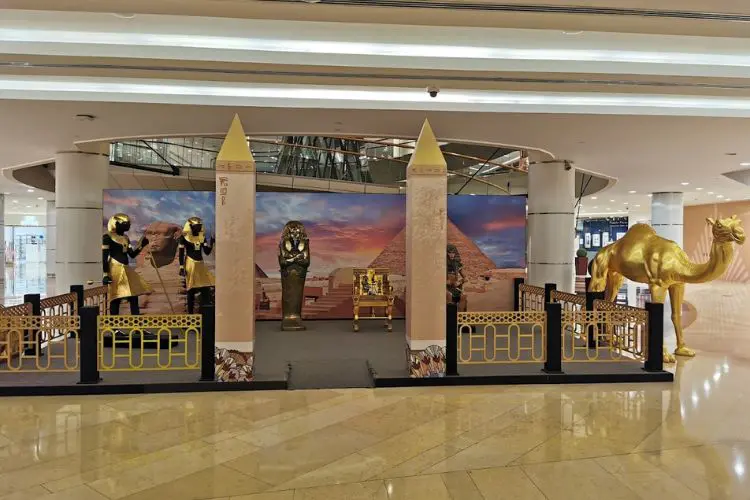 المطاعم والمقاهي وافي مول