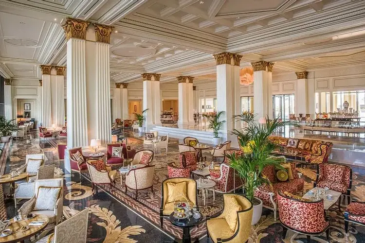  خيارات الطعام فندق فيرساتشي