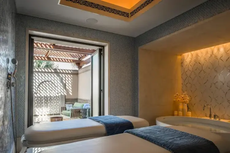 سبا اللؤلؤة (ذا بيرل) فندق فور سيزون شاطئ جميرا