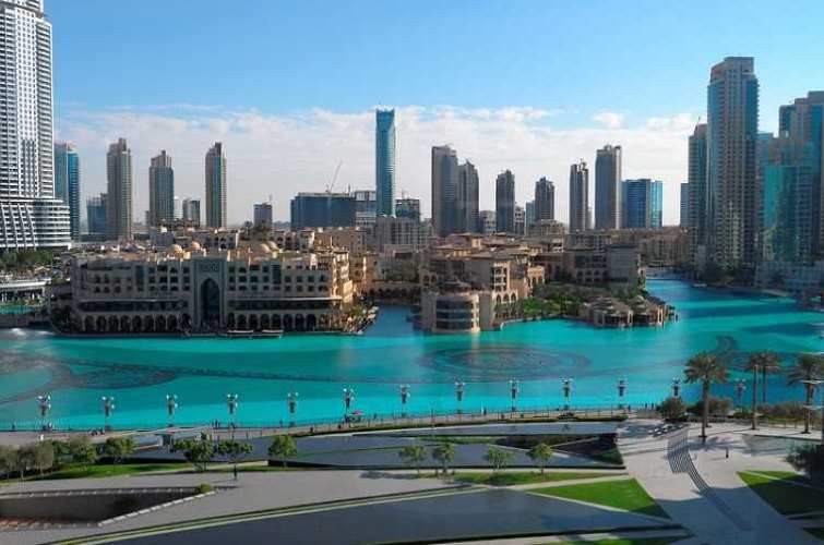 دليل شامل و معلومات عن الغرف الفاخرة في فندق ارماني دبي 18 فندق ارماني - المعالم السياحية القريبة