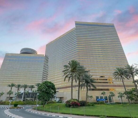 فندق حياة ريجنسي دبي