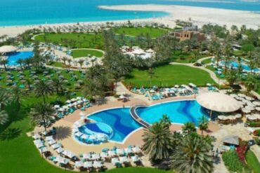 منتجعات دبي