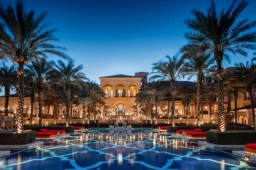 فنادق بحدائق مائية في دبي ون آند أونلي جزيرة النخلة