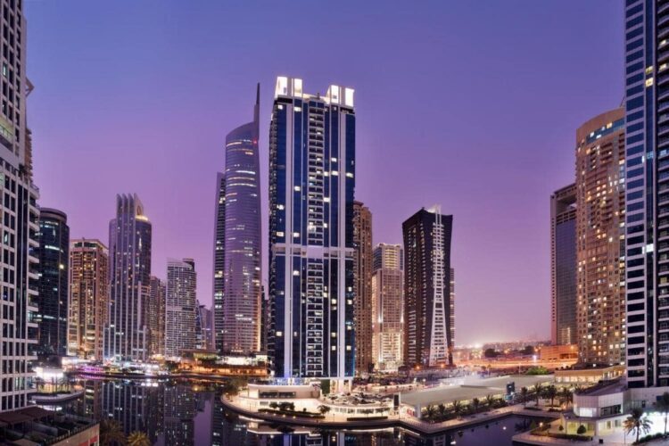 أبراج بحيرات جميرا دبي