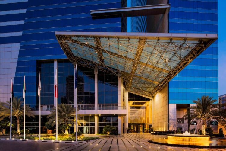 فندق ذا اتش دبي: وجهة إقامة مثالية للفخامة 1 فندق ذا اتش دبي