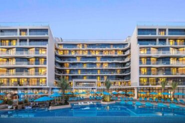 منتجع ذا ريتريت جزيرة النخلة دبي