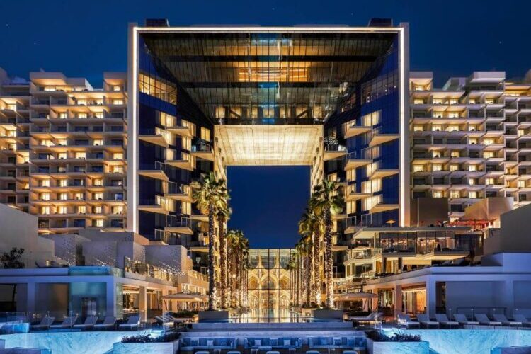 منتجع فايف في نخلة جميرا دبي