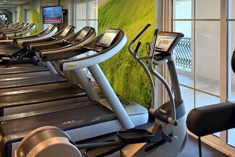 النادي الصحي فى منتجع و مارينا ويستن دبي