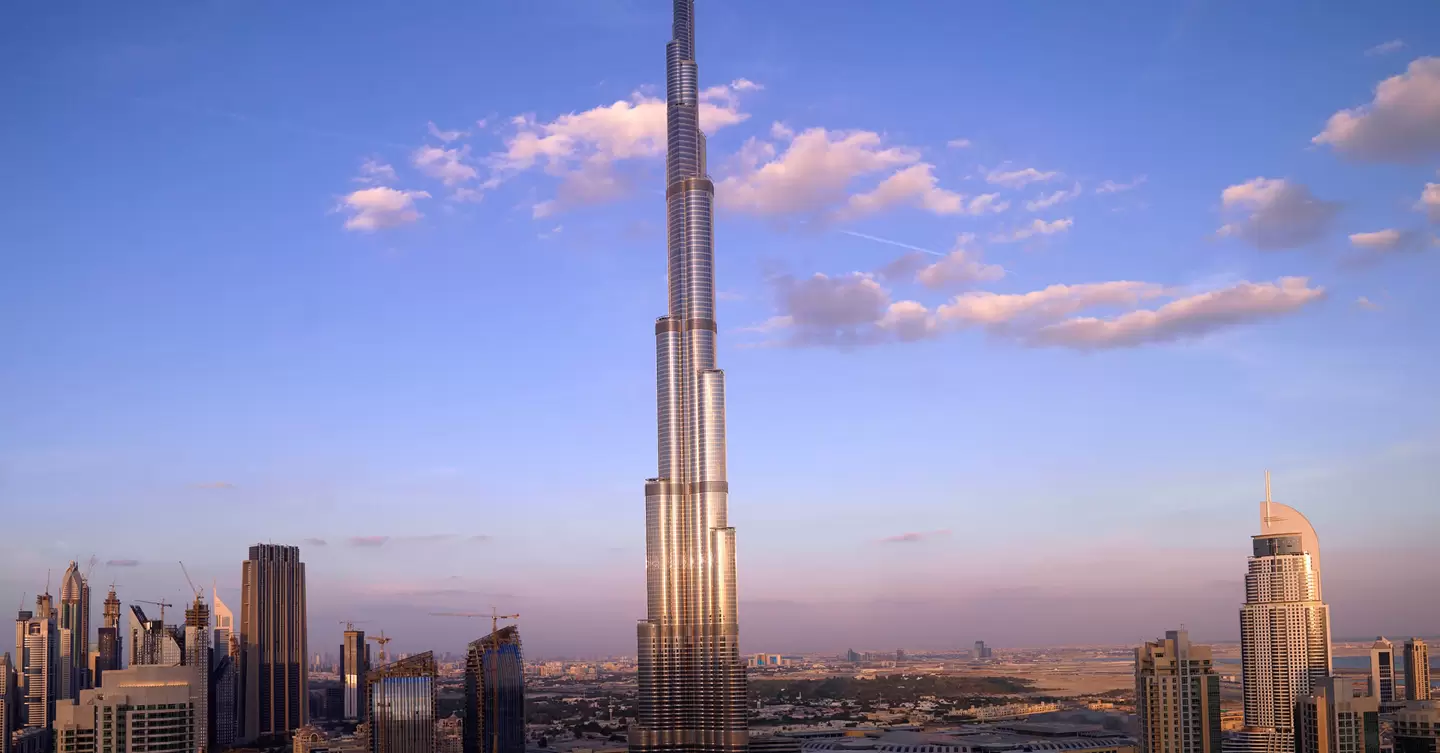 فندق مي دبي : فندق زها حديد الوحيد من نوعه في العالم 12 برج خليفة