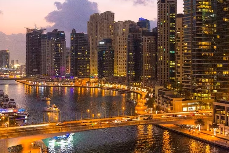 المعالم السياحية القريبة من فندق دبليو دبى - النخلة 