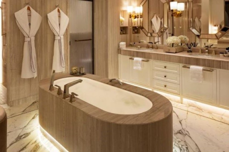 سبا فندق جميرا ميناء السلام دبي