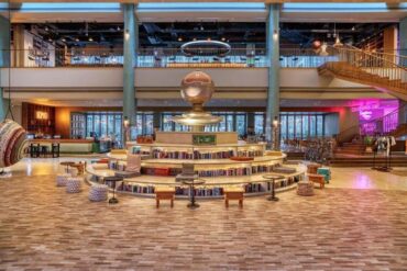 فندق 25 ساعة دبي