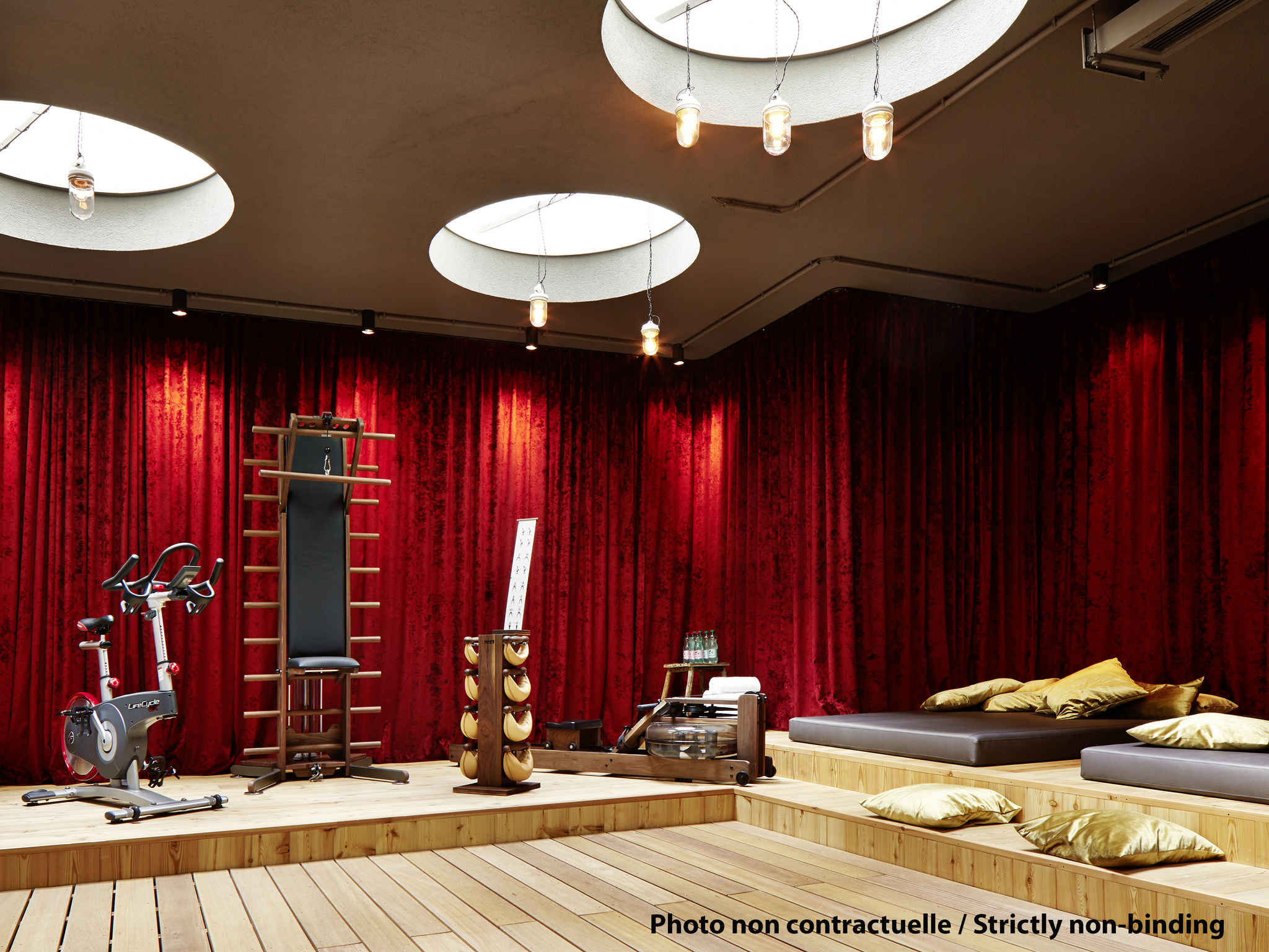  سبا فندق 25 ساعة دبي