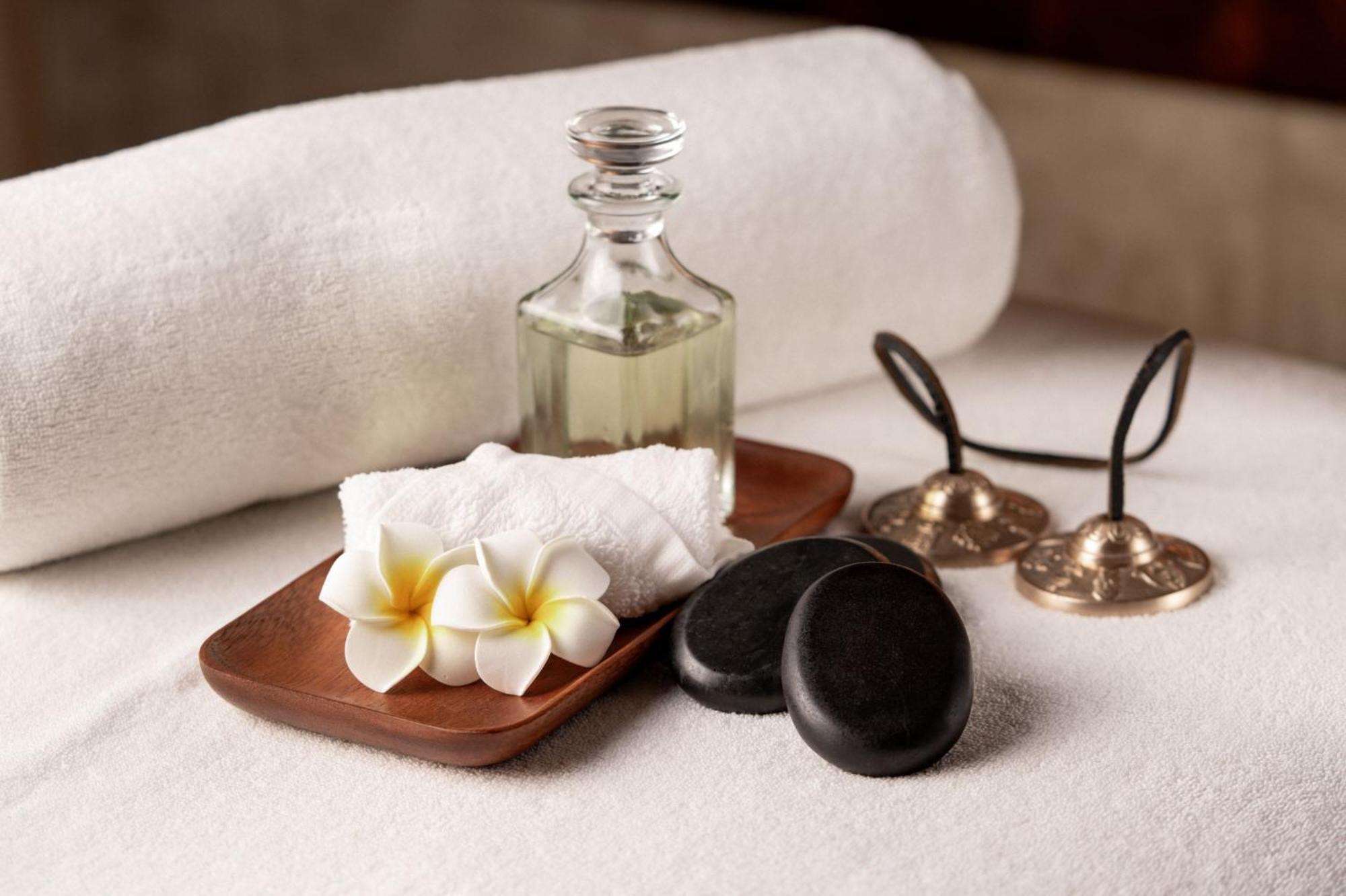 فندق ألوفت مطار دبي - السبا