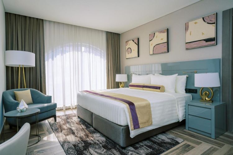 الغرف والأجنحة في فندق الخالدية بالاس دبي