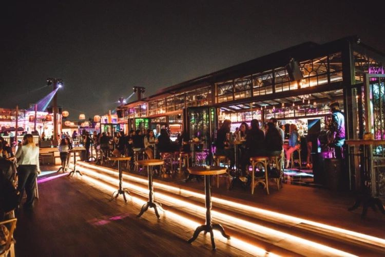 خيارات الطعام والمشروبات في فندق الميدان دبي