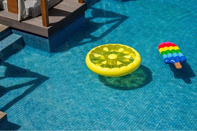 فندق بوليفارد أوتوجراف كولليكشن 8 فندق بوليفارد أوتوجراف كولليكشن - حمام سباحة